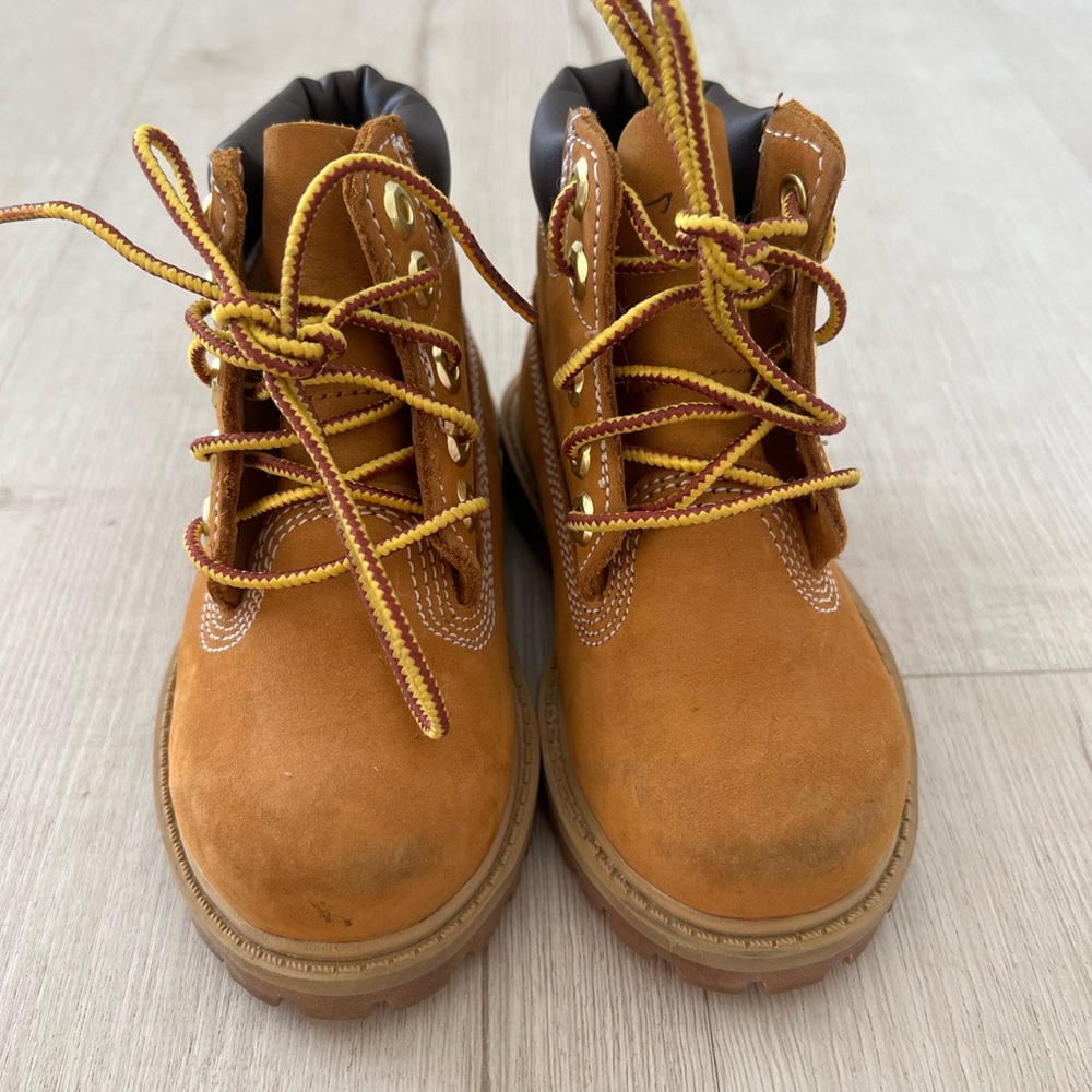 Baby Timberland boots size 6M